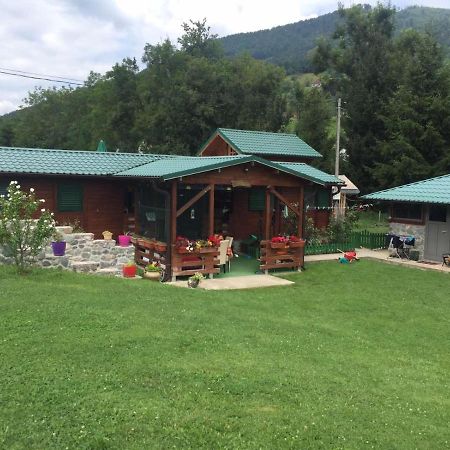 Cottage Ravna Rijeka 比耶洛波列 外观 照片