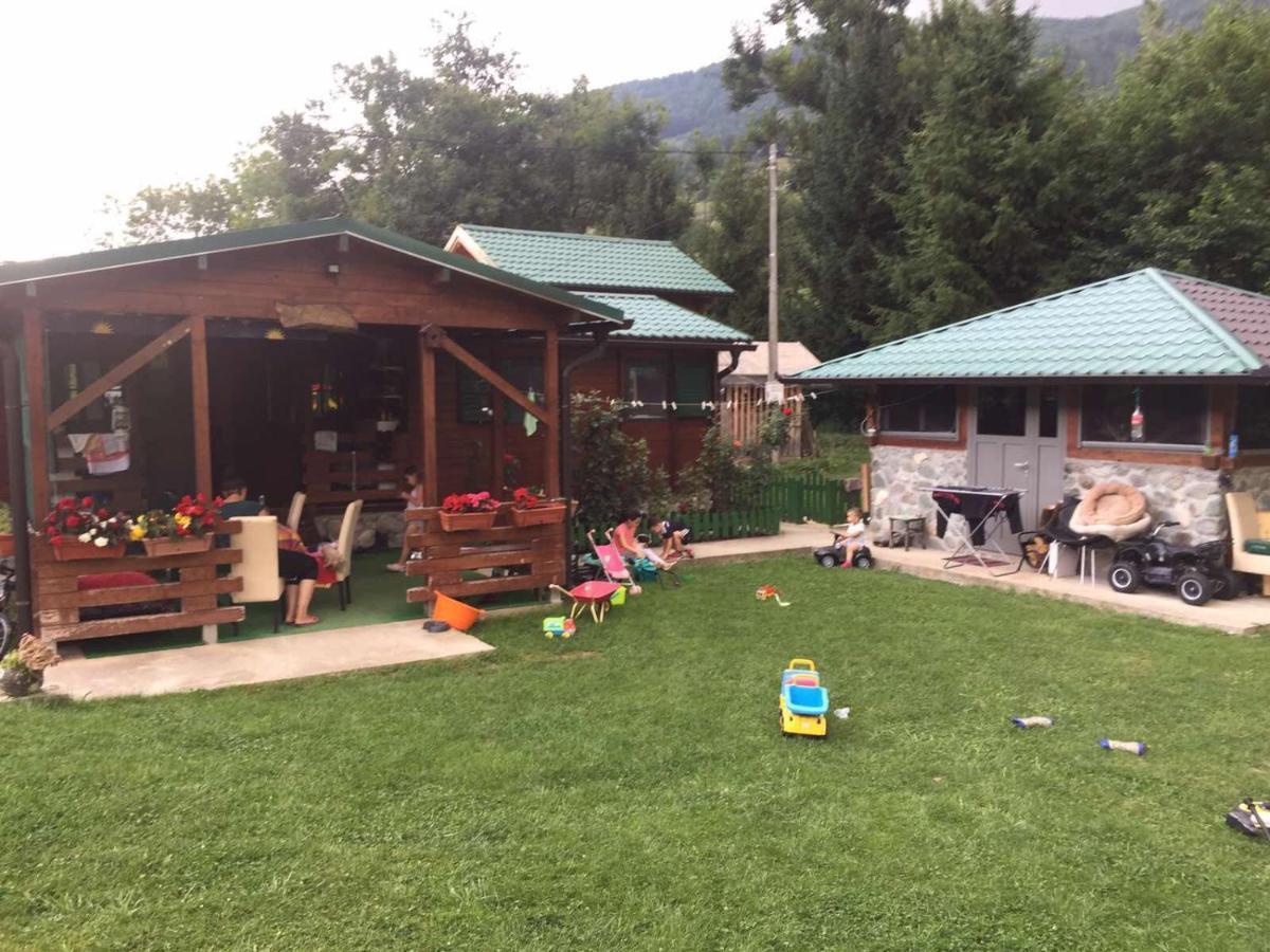 Cottage Ravna Rijeka 比耶洛波列 外观 照片
